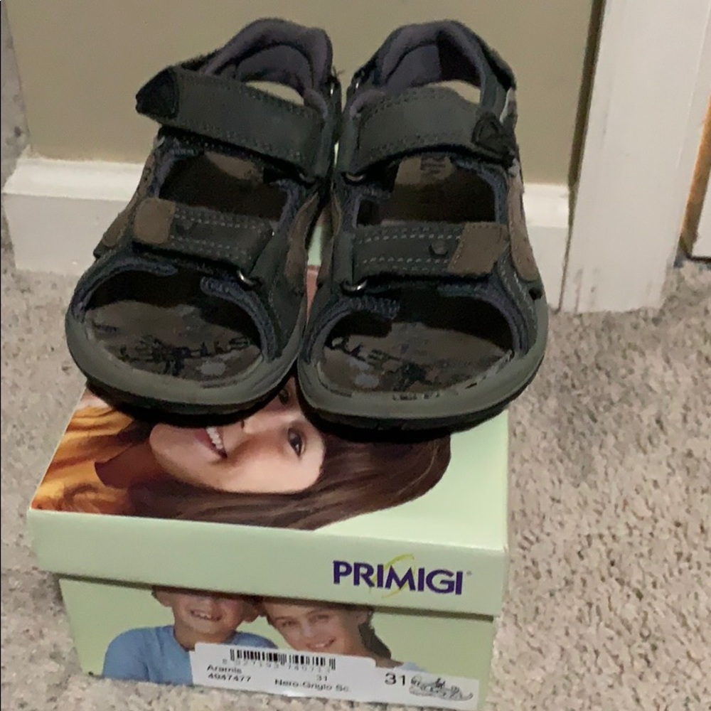 Primigi boys sandals